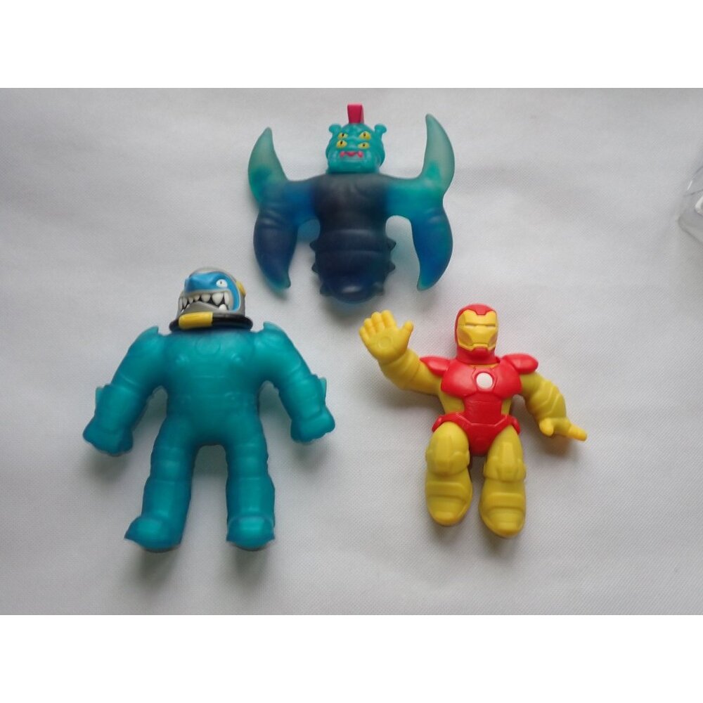 Lot Heroes of Goo Jit Zu Figures Pump‎ Power, Saturnaut, Iron Man